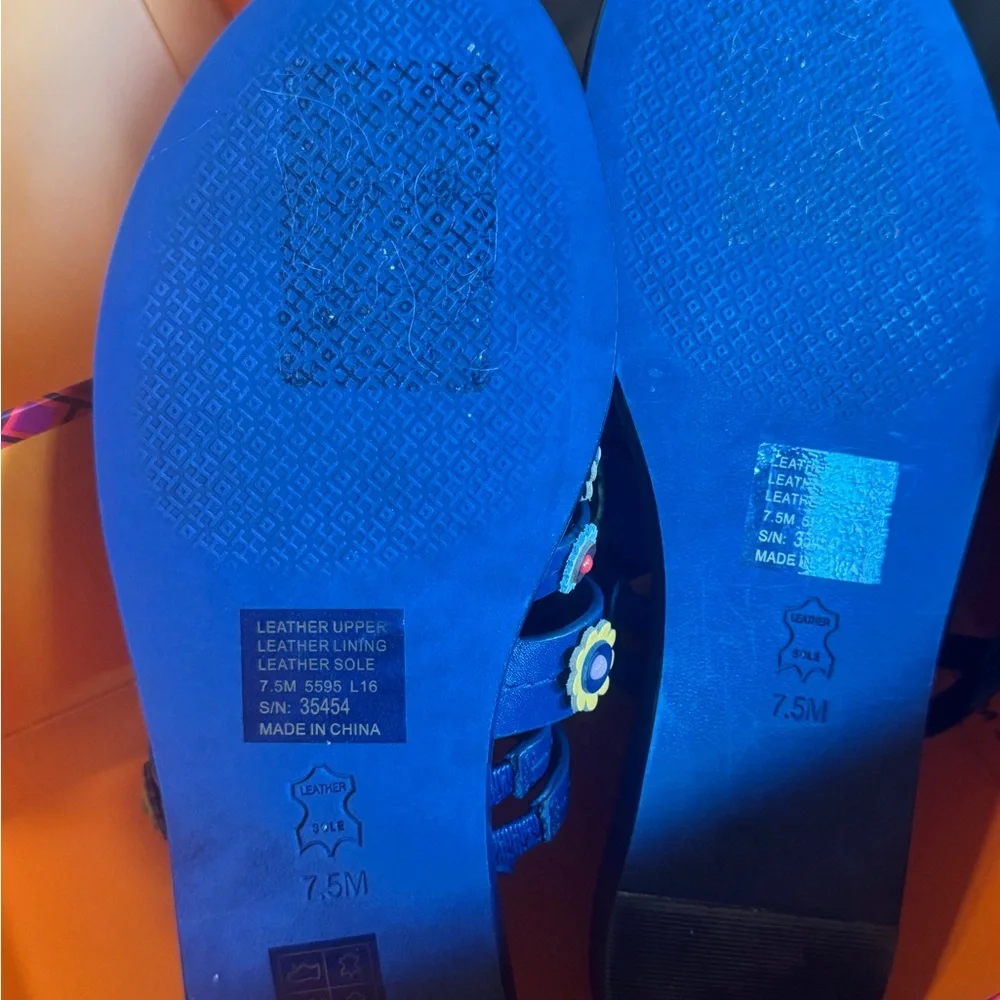 Tory Burch Multicolor Floral Women's Sandals! BRAND NEW! - Picture 4 of 6